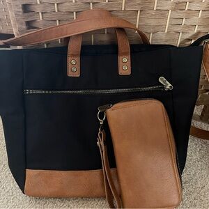 Thirty-One crossbody and matching wallet